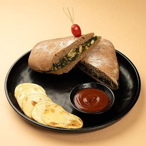 ساندویج مرغ و اسفناج